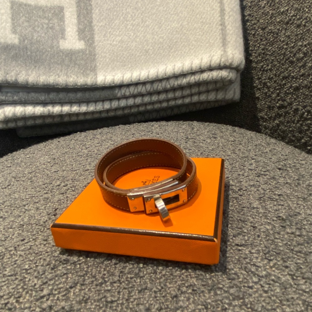 Hermes Kelly bracelet